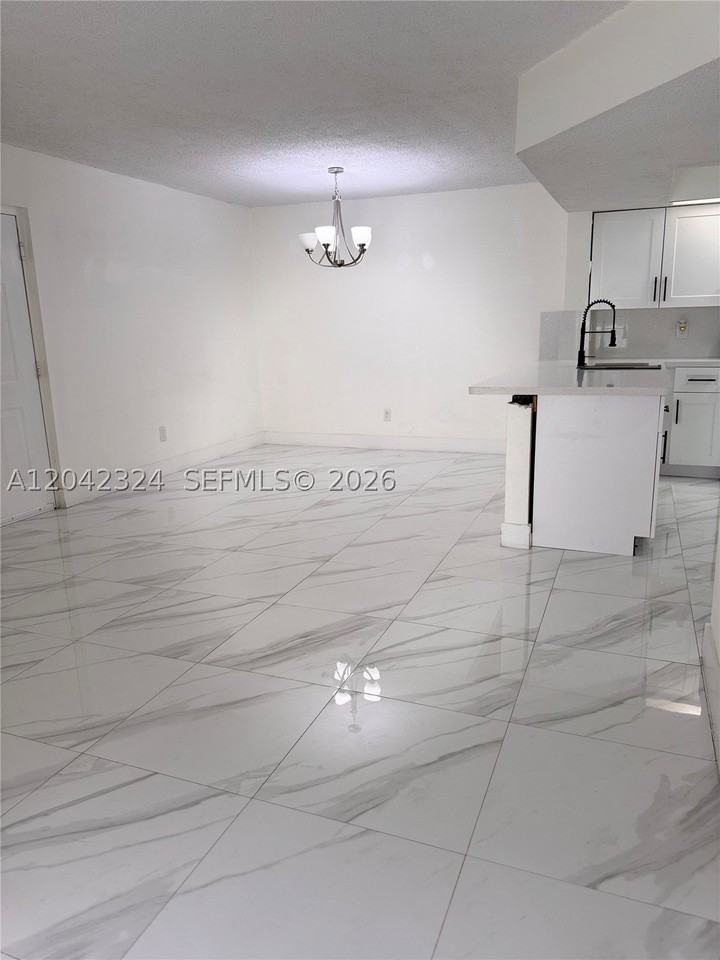 18830 Nw 57th Ave #106 - Photo 3 of 8