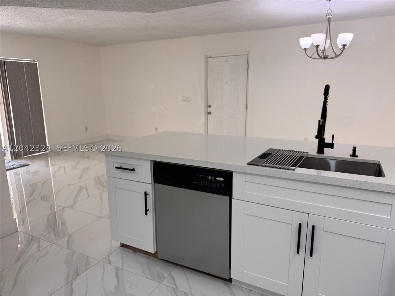 18830 Nw 57th Ave #106 - Photo 4 of 8