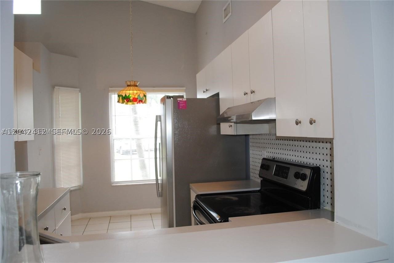 14636 Sw 127th Ct - Photo 6 of 10