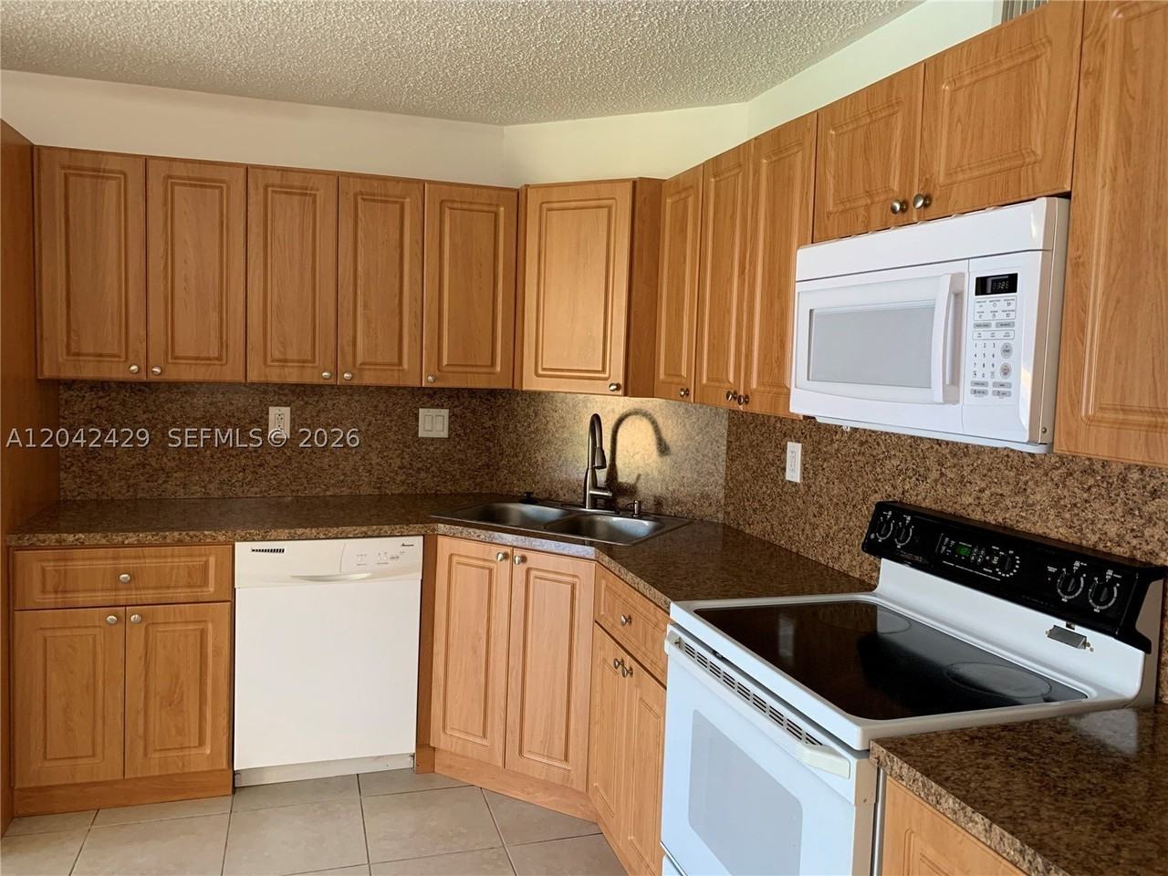 6745 Sw 132nd Ave #206 - Photo 5 of 22