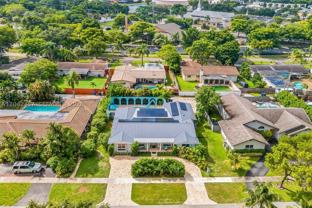 633 N Crescent Dr - Photo 1 of 1