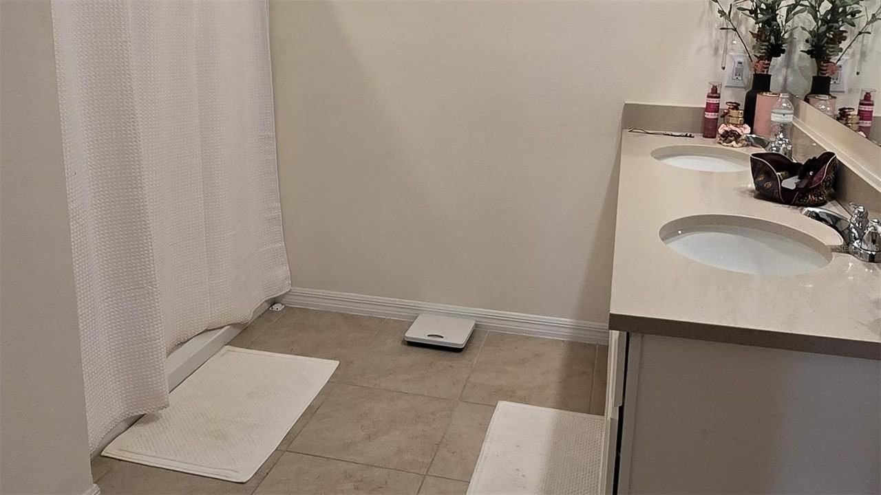 1136 Belfast Pl - Photo 5 of 14