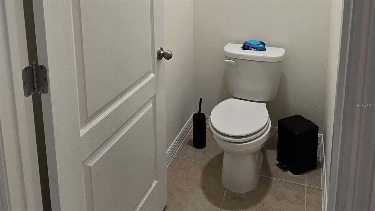 1136 Belfast Pl - Photo 6 of 14