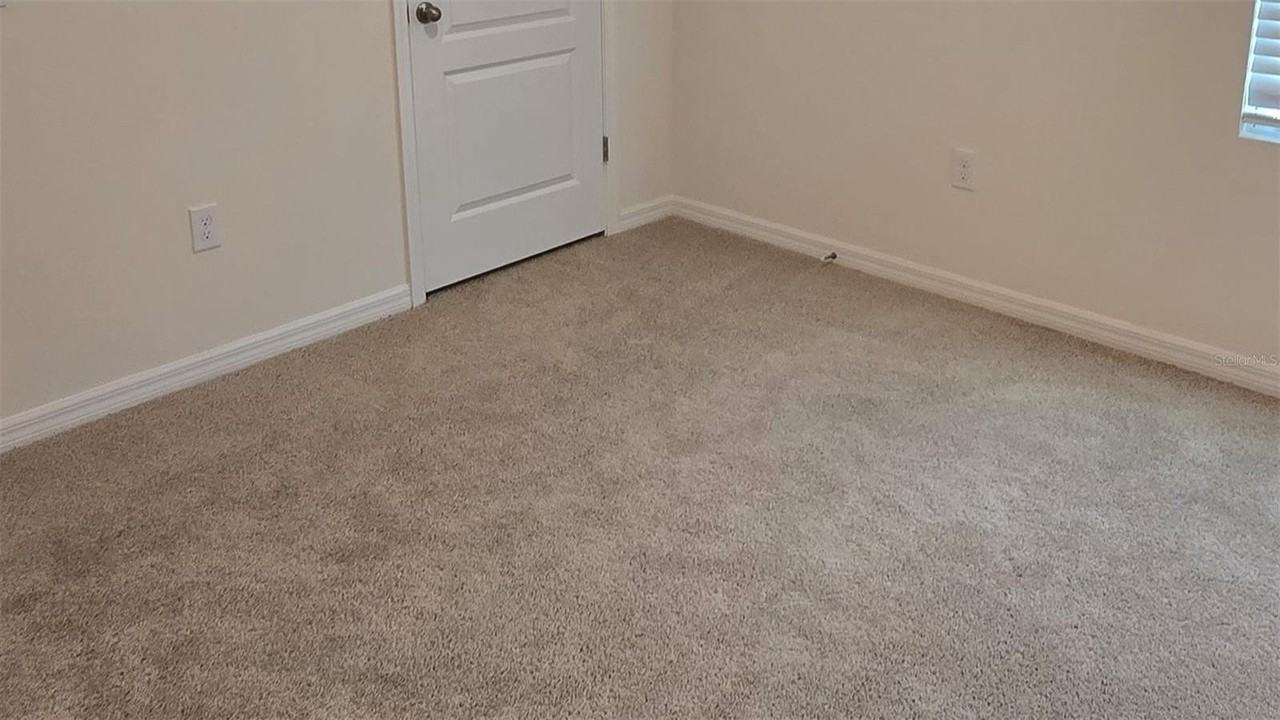 1136 Belfast Pl - Photo 7 of 14