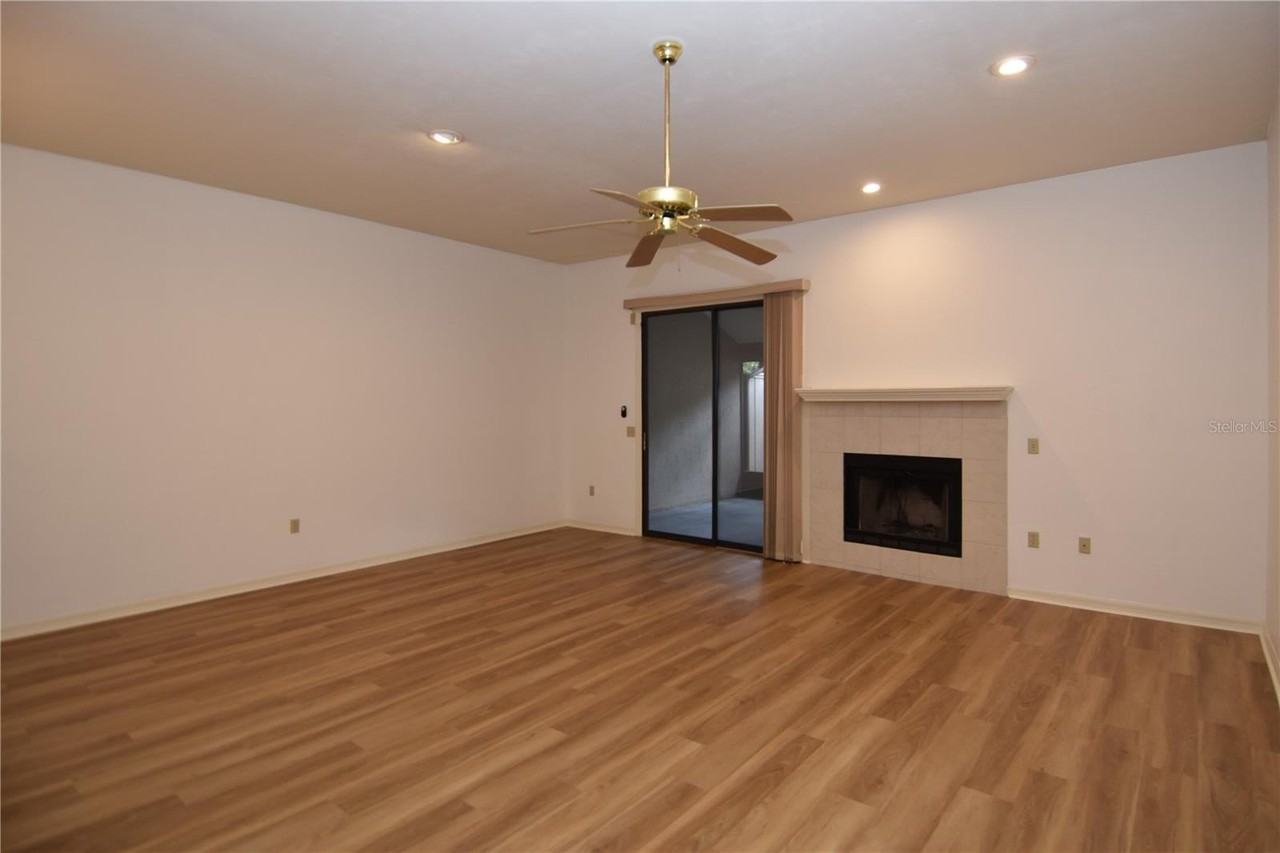 3750 Nw 53rd Rd - Photo 4 of 27