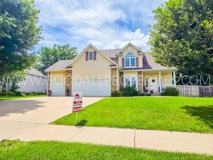 6304 Nw 94th St - Photo 1 of 1