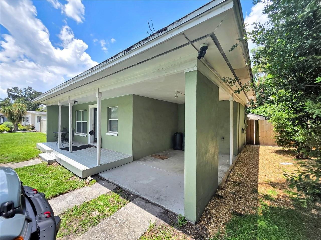 5117 Lake Howell Rd - Photo 2 of 16