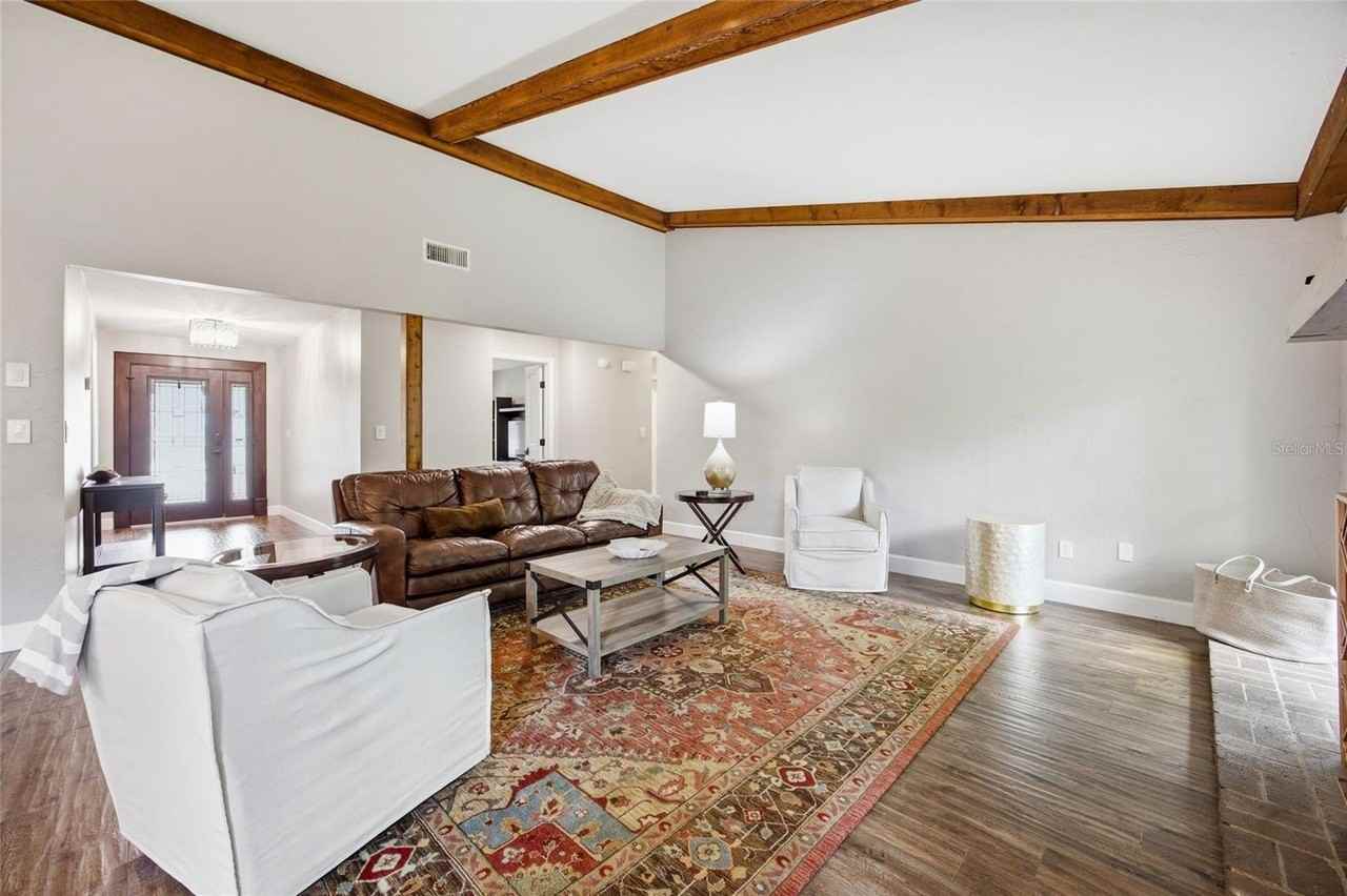 8080 Nw 47th St - Photo 4 of 29
