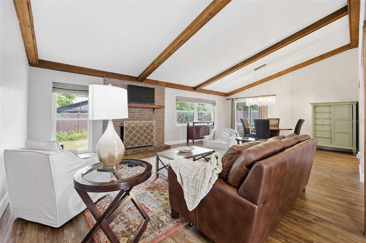 8080 Nw 47th St - Photo 6 of 29