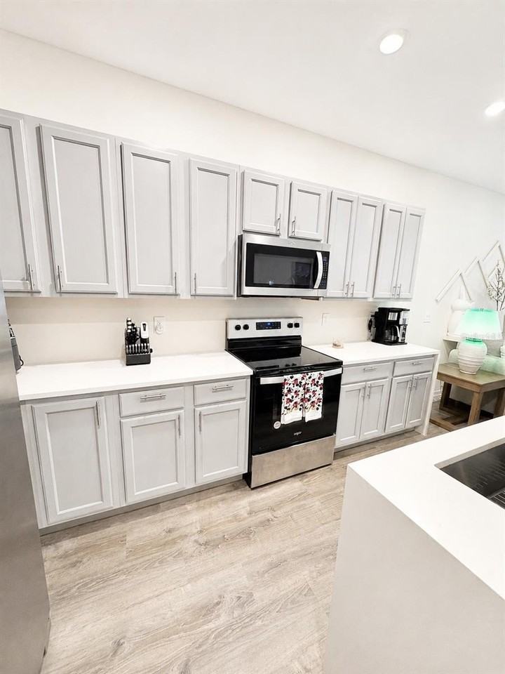 410 Feltrim Reserve Blvd - Photo 2 of 15