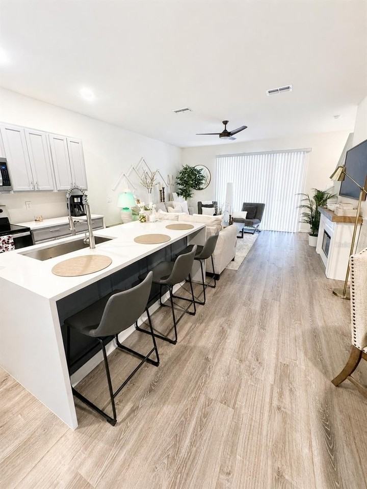 410 Feltrim Reserve Blvd - Photo 4 of 15