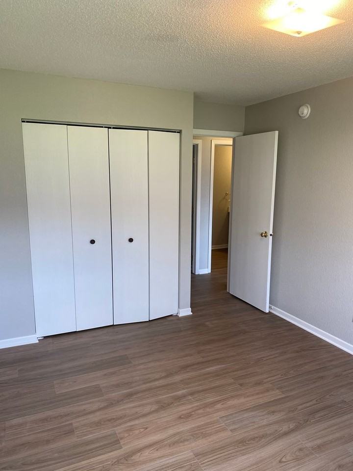 408 3rd Ave Se - Photo 3 of 4