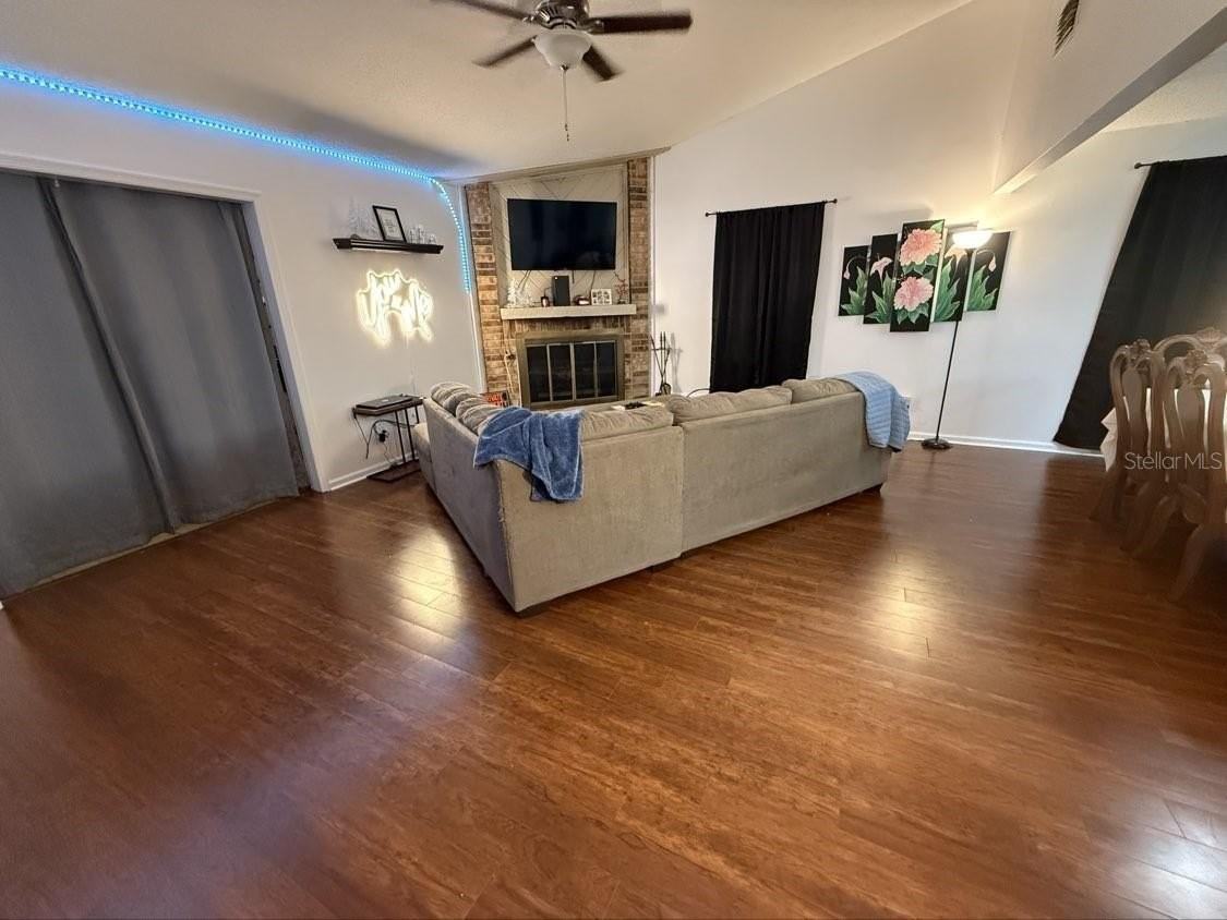 35058 Whispering Oaks Blvd - Photo 5 of 15