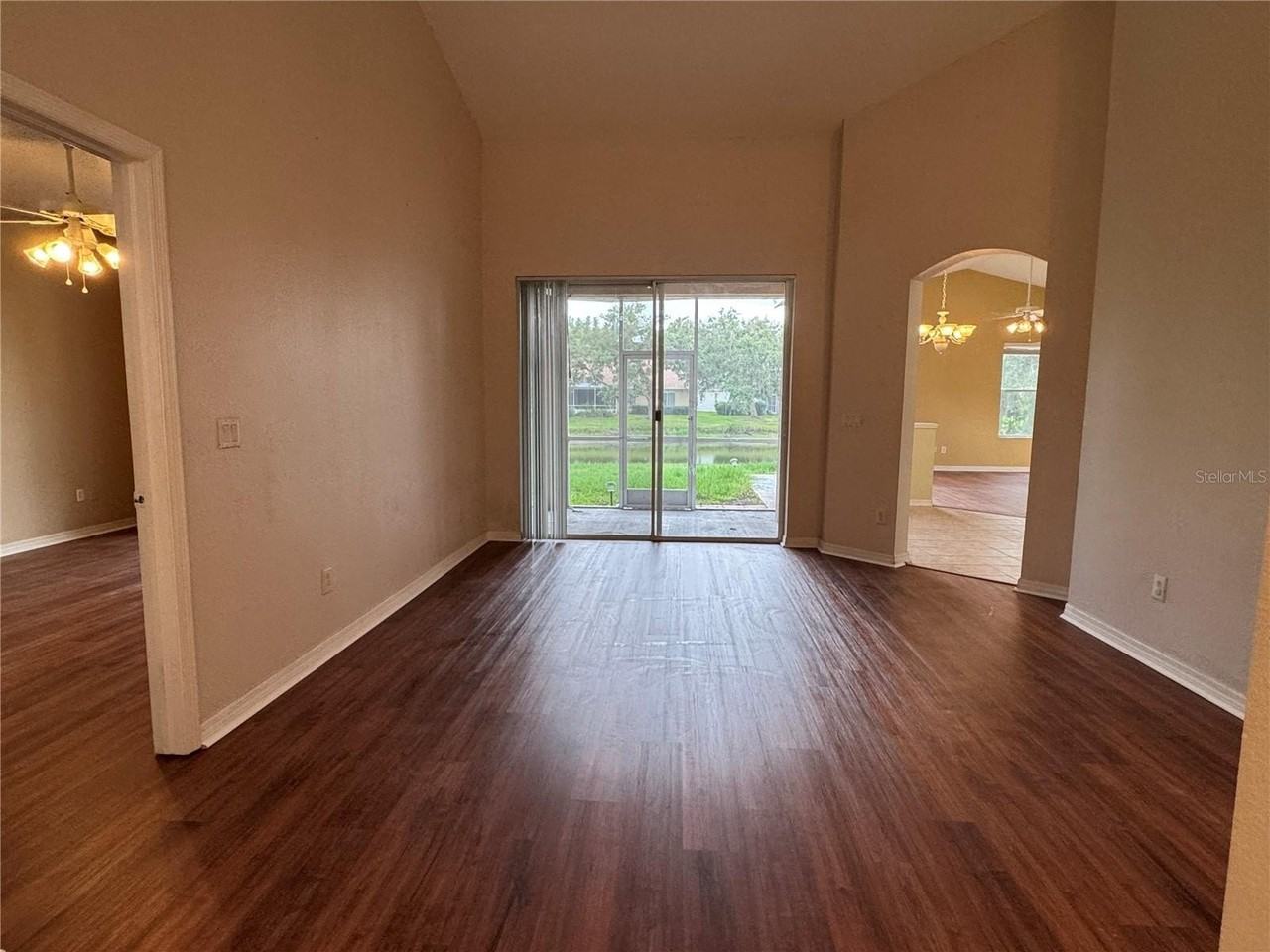 10207 Quails Landing Ave - Photo 3 of 50
