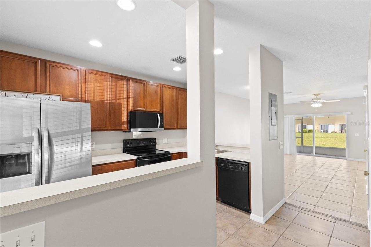 20414 Berrywood Ln - Photo 3 of 43