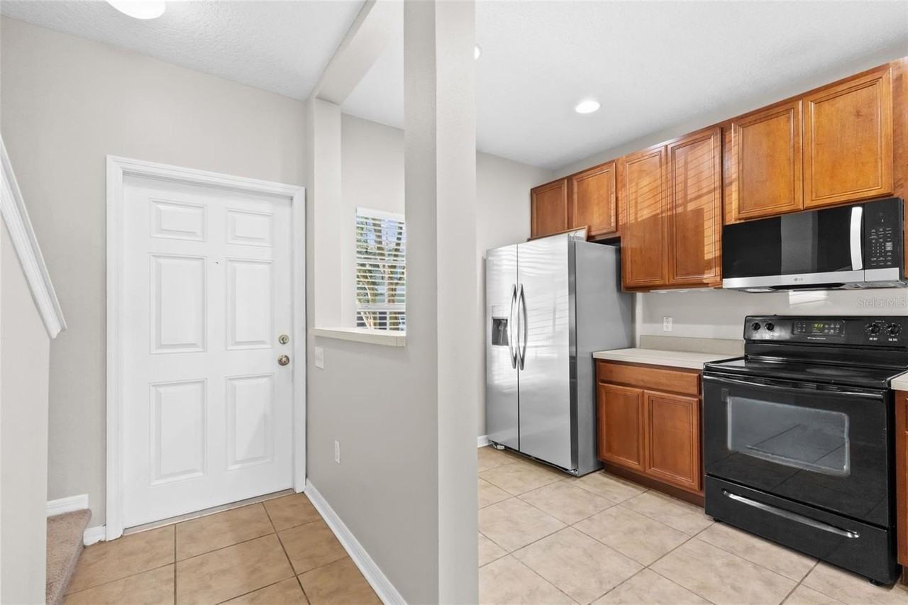 20414 Berrywood Ln - Photo 4 of 43