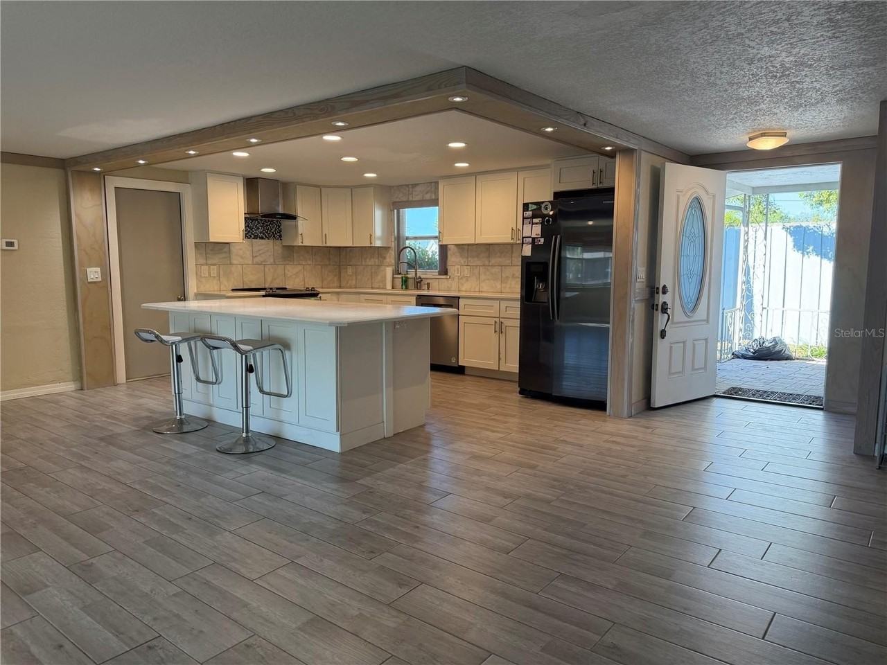 5711 Baroque Dr - Photo 5 of 19