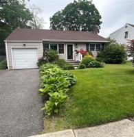 featured image of 34 Woodhull Rd