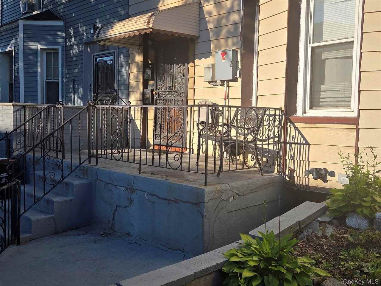 2726 Holland Ave #2 - Photo 2 of 9