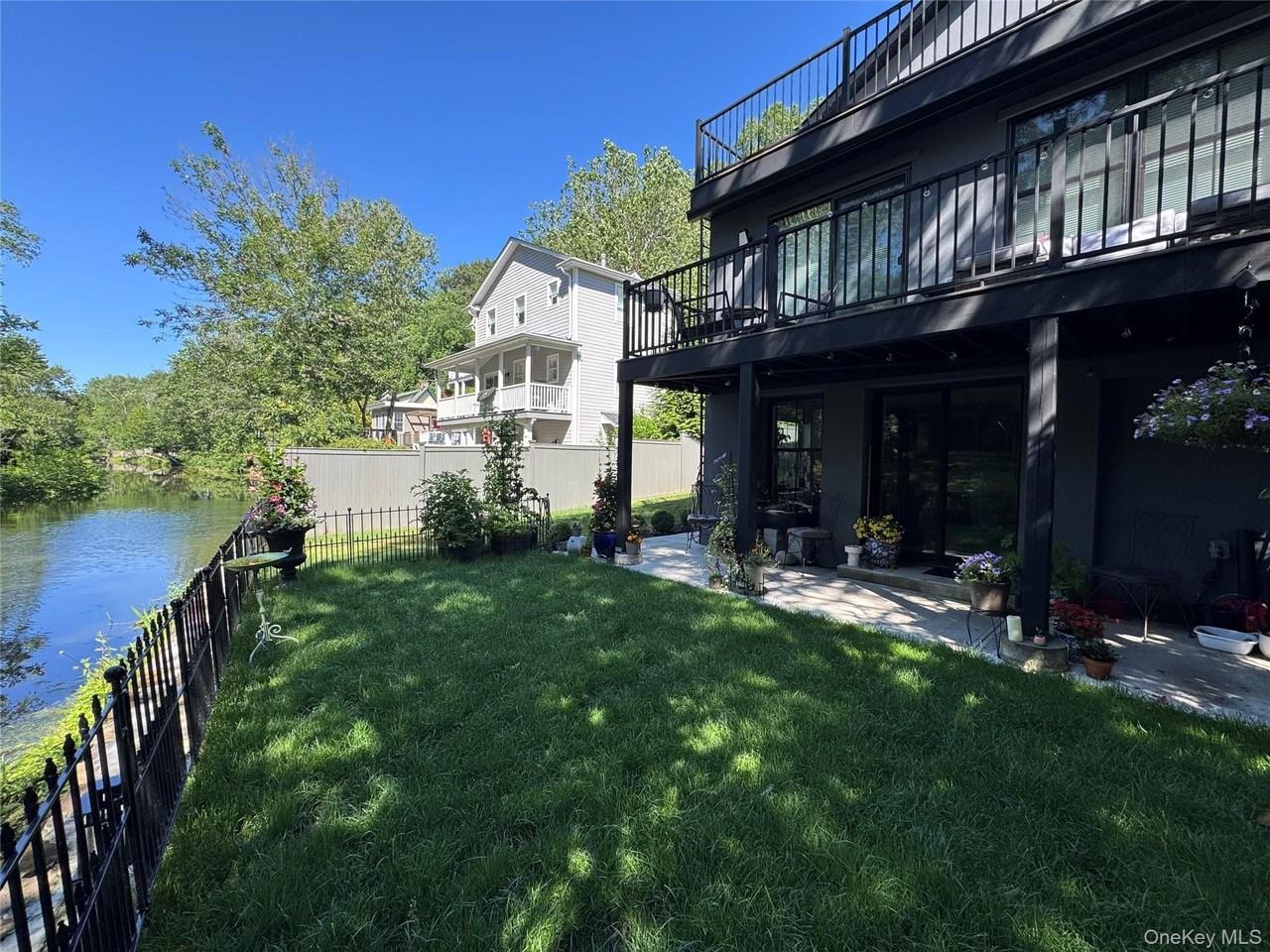 229 Piermont Ave #B12 - Photo 3 of 38