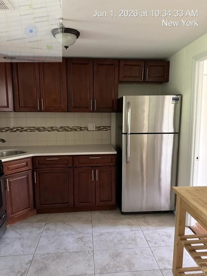 313 Macon St - Photo 5 of 23