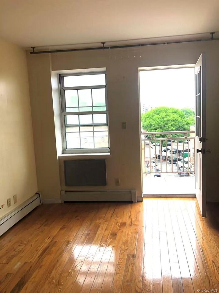 3506 Leavitt St #5C - Photo 3 of 14