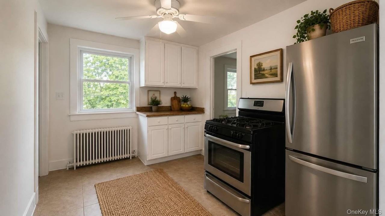 46 S 6th St - Photo 3 of 9