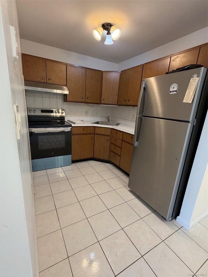 25 Athens Ct - Photo 6 of 14