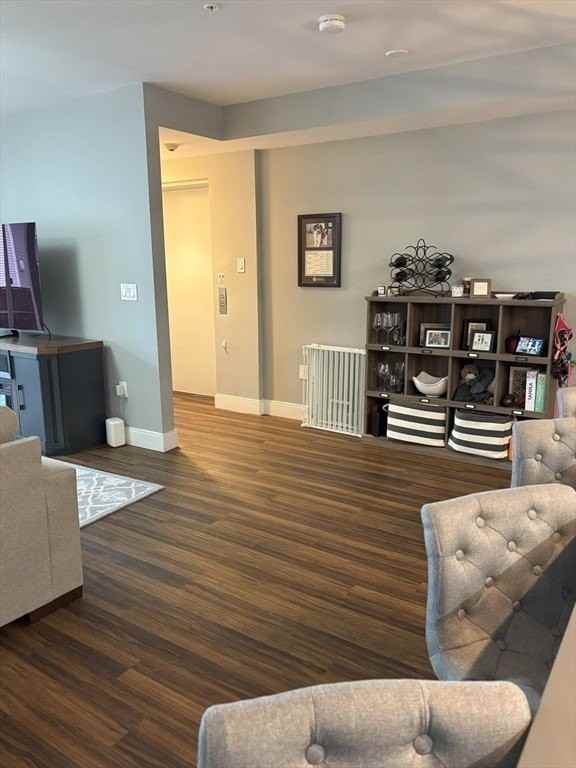 408 E 8th St #3A - Photo 4 of 19