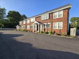 featured image of 288 Pleasant St #7