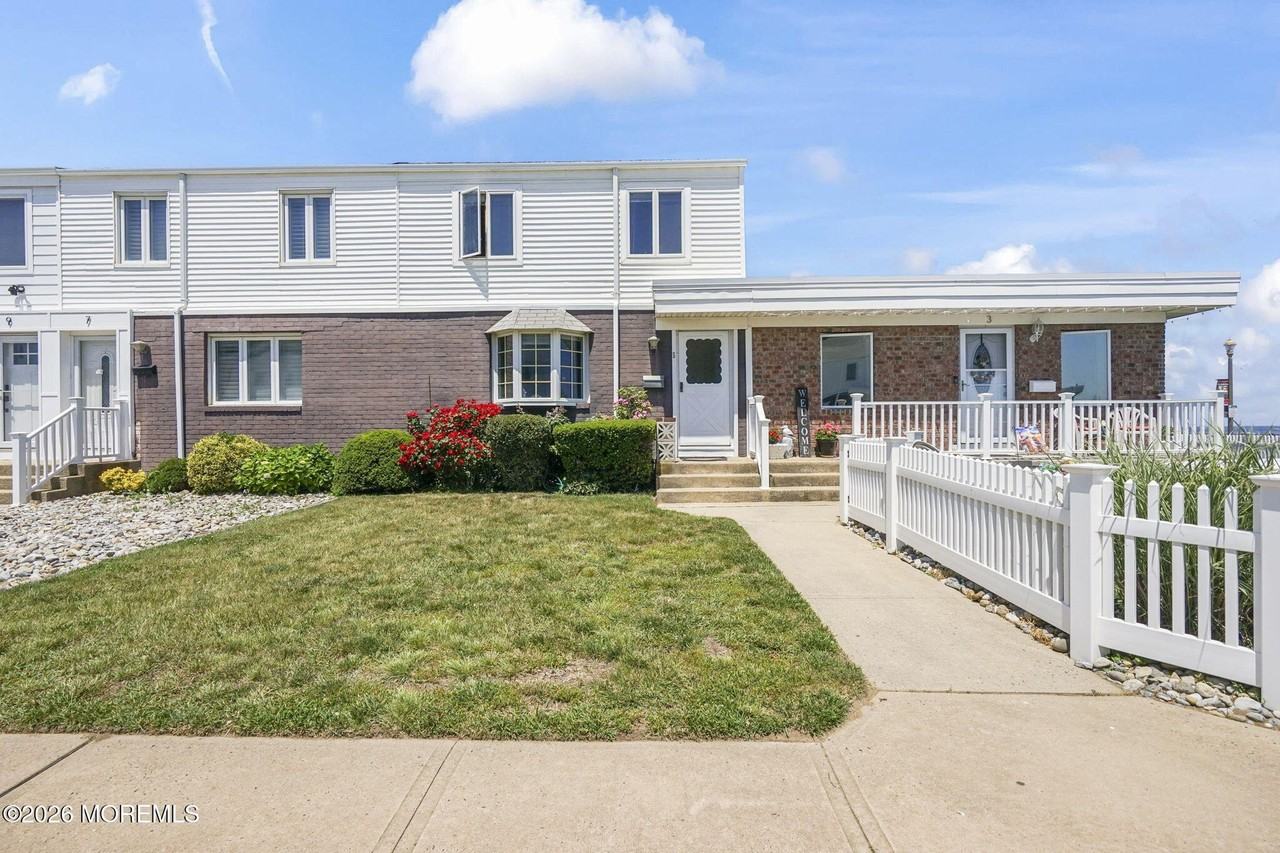 5 Vine Ct - Photo 2 of 33