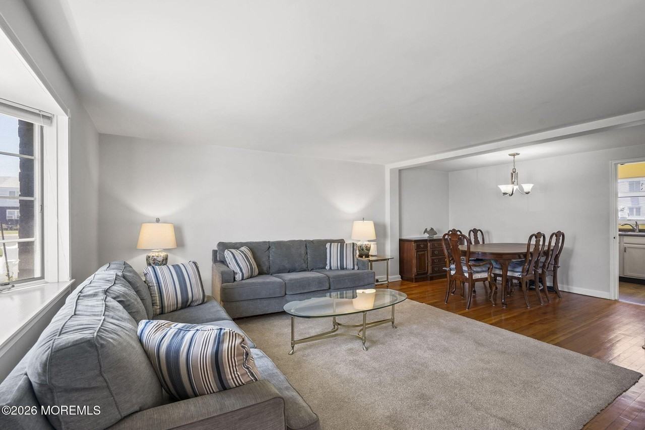 5 Vine Ct - Photo 6 of 33