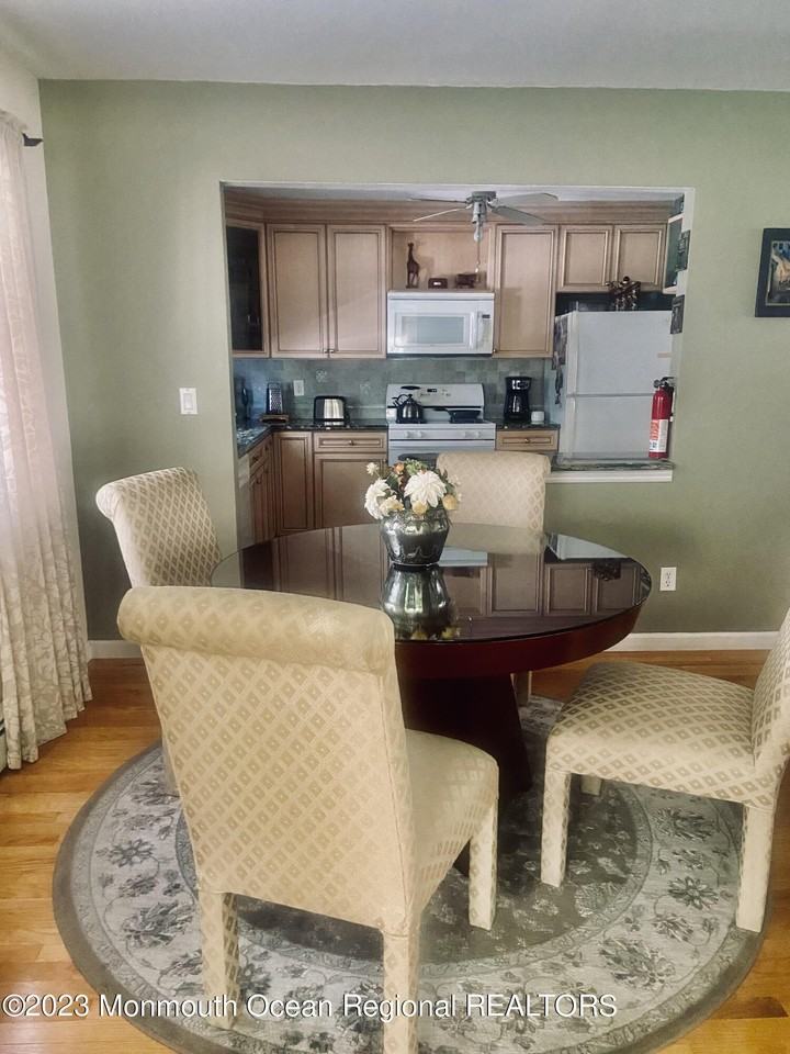 7 Basset Dr - Photo 5 of 19