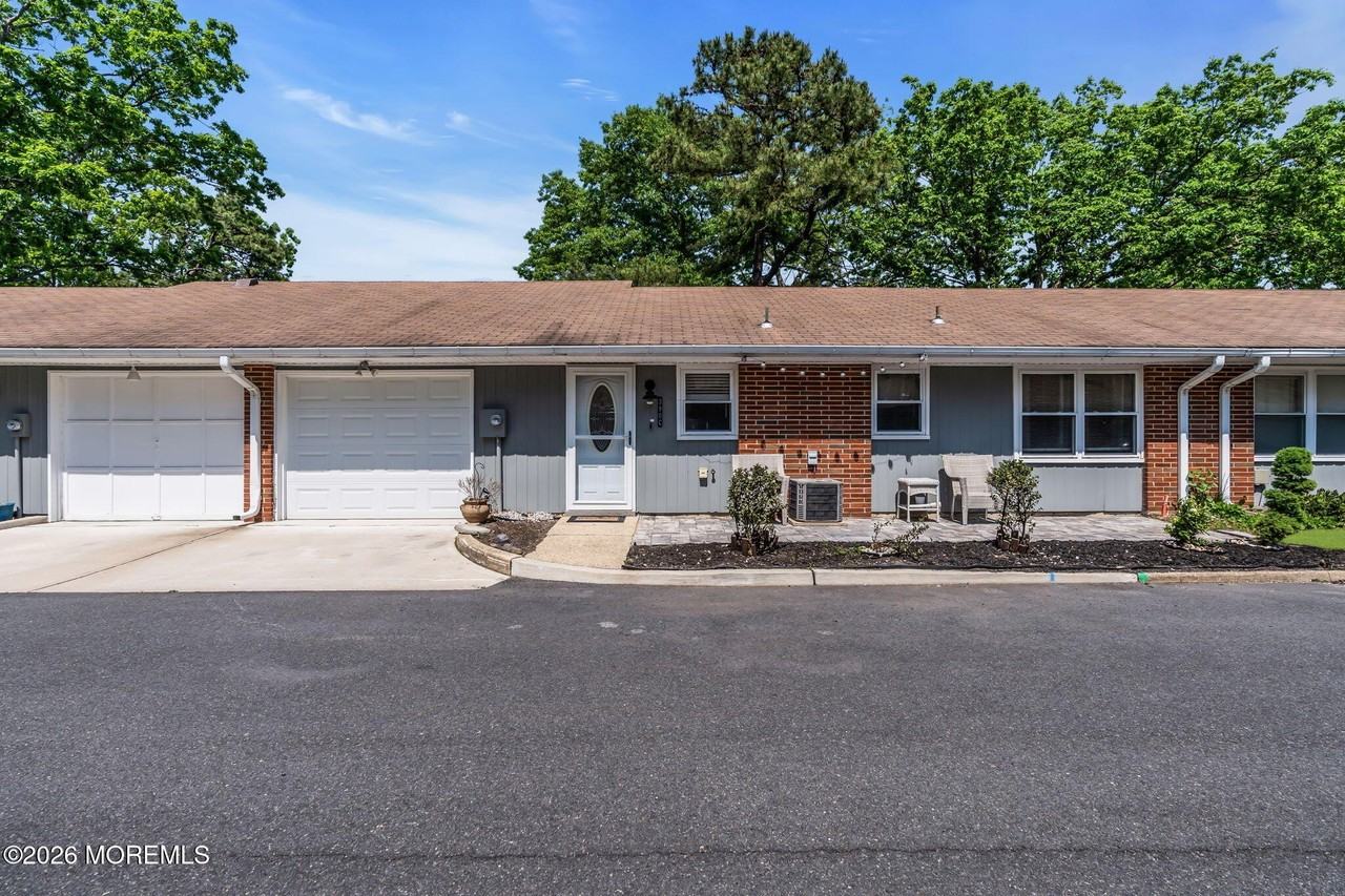 390 Picardy Ct #C - Photo 2 of 22