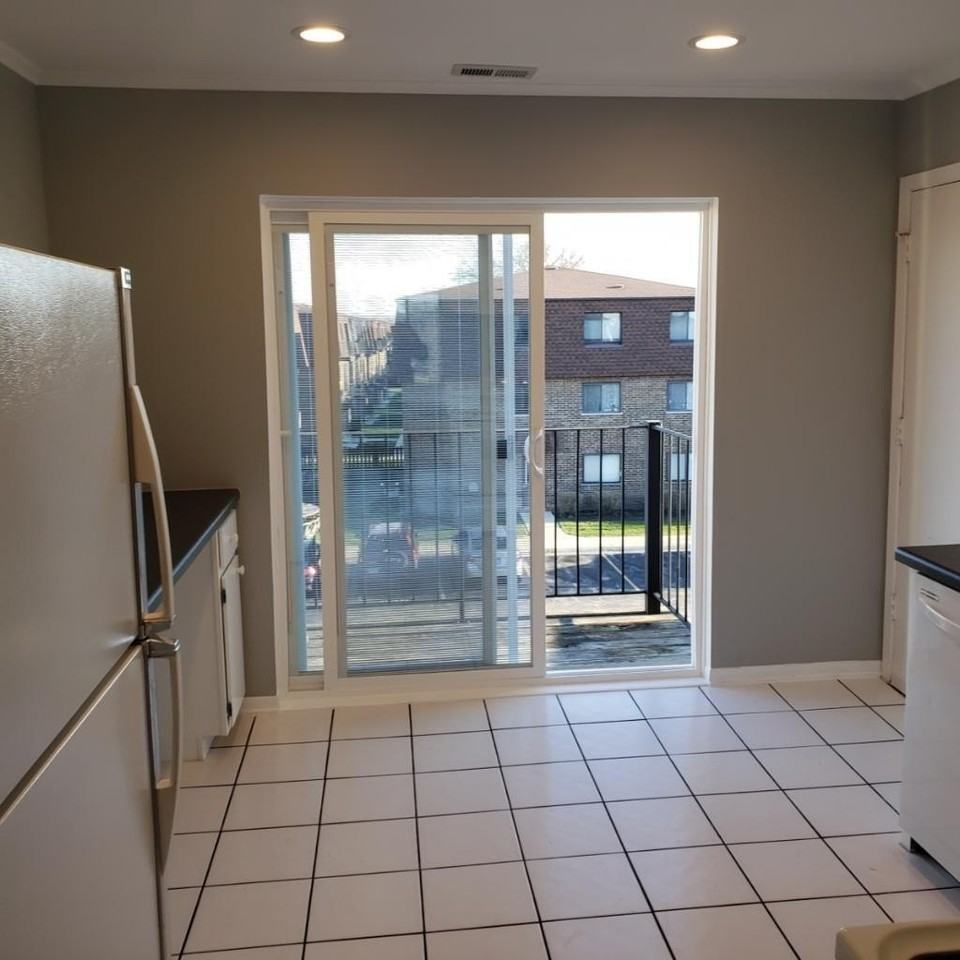 9315 Hamilton Ct #F - Photo 5 of 9