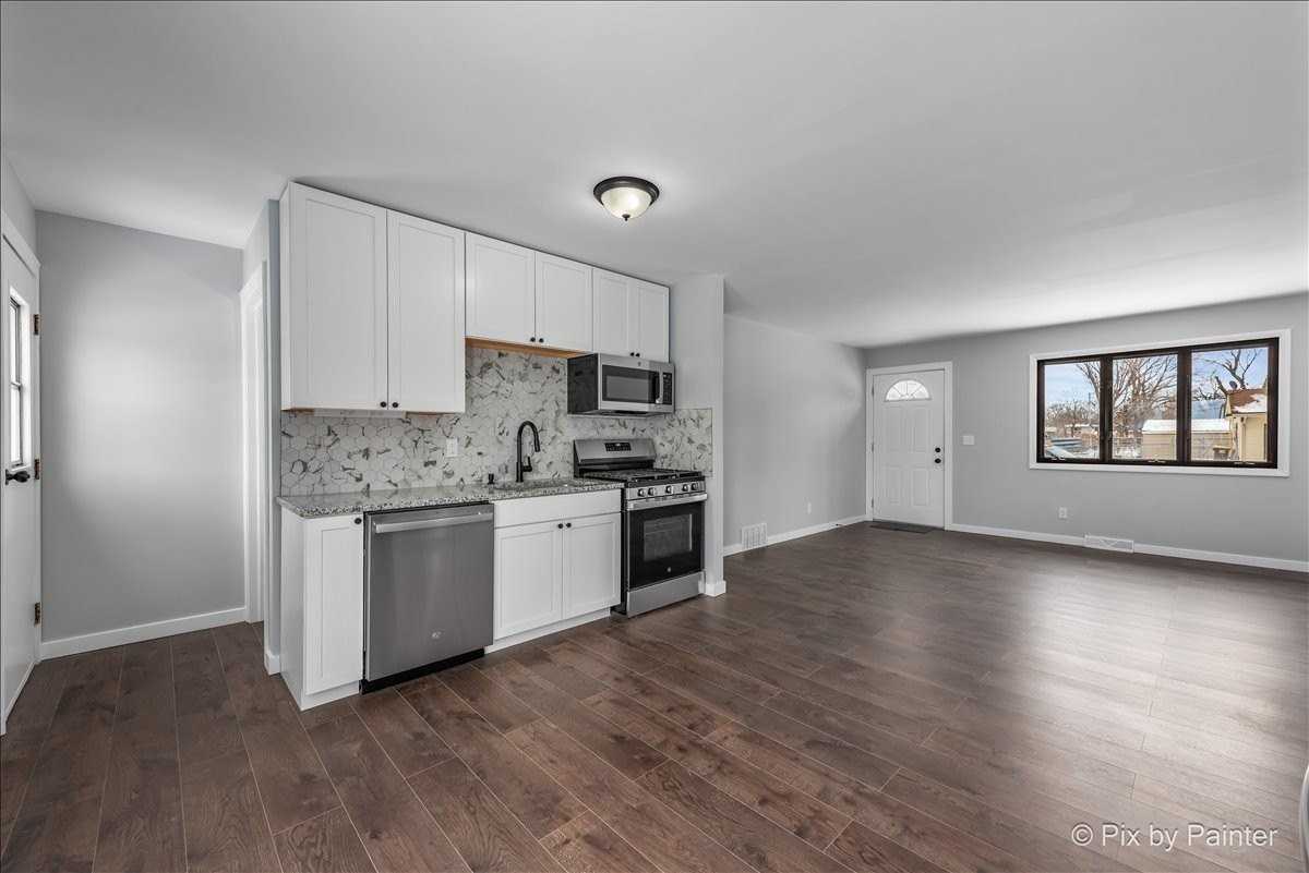1419 7th Ave - Photo 3 of 20