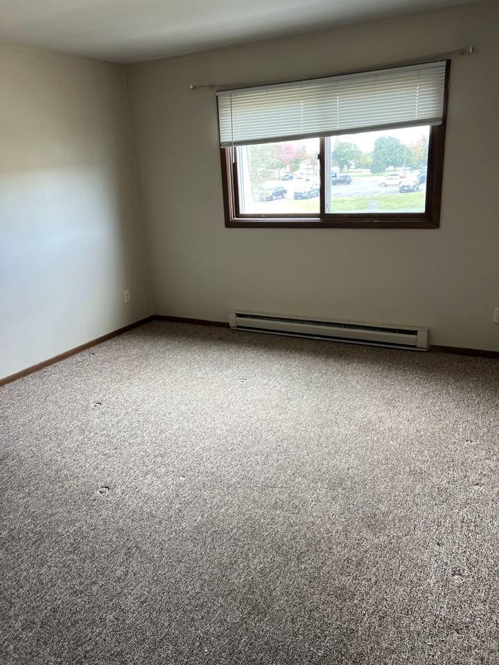 1120 19th St #1120-7 - Photo 4 of 7