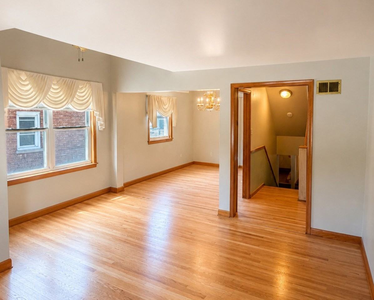 8252 N Caldwell Ave - Photo 2 of 24