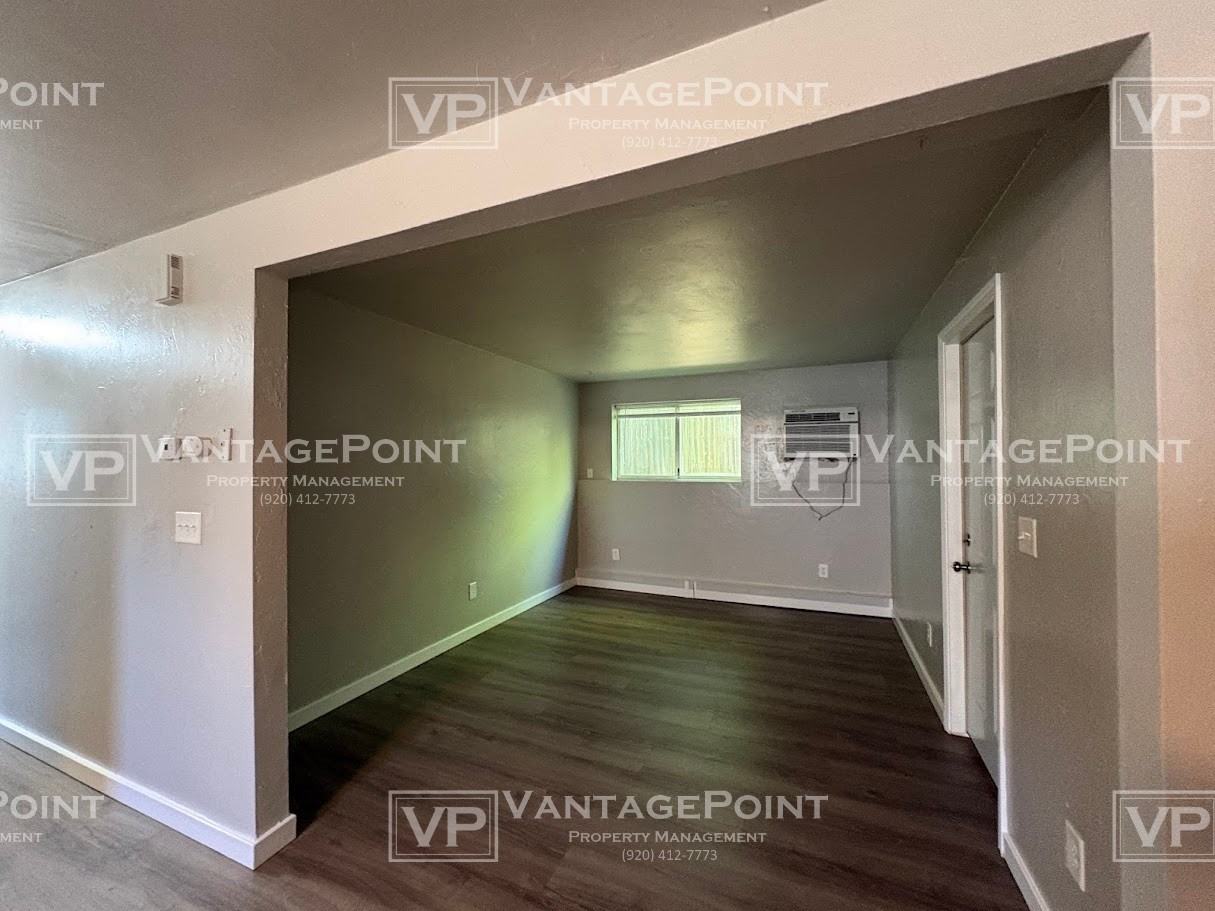 817 Bellevue St #817 - Photo 3 of 14