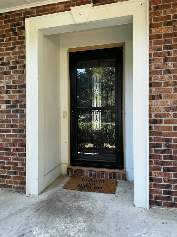 2527 Kingston Dr #1 - Photo 3 of 24