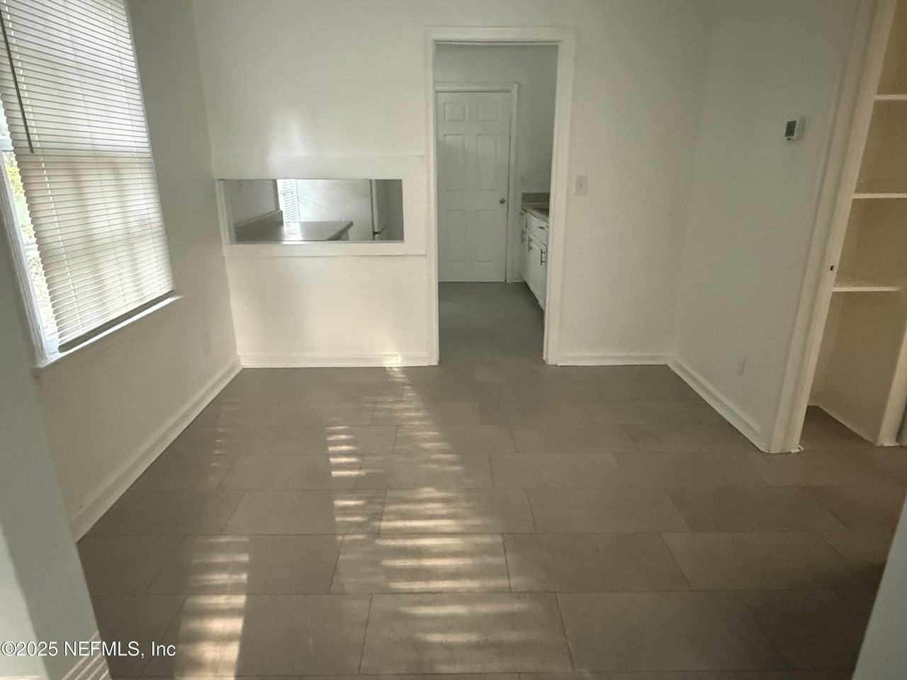 903 Melson Ave - Photo 5 of 11