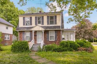 1255 Superior Ave - Photo 1 of 1
