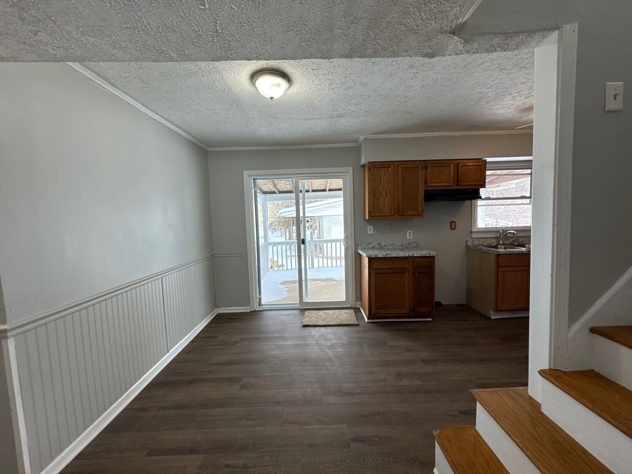338 N Skyline Dr #1 - Photo 4 of 43