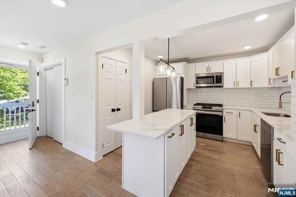24 Mallard Ct #110 - Photo 7 of 22