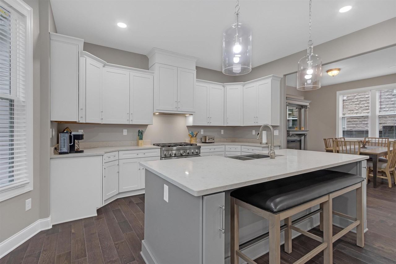 Vinton Ave - Photo 4 of 13