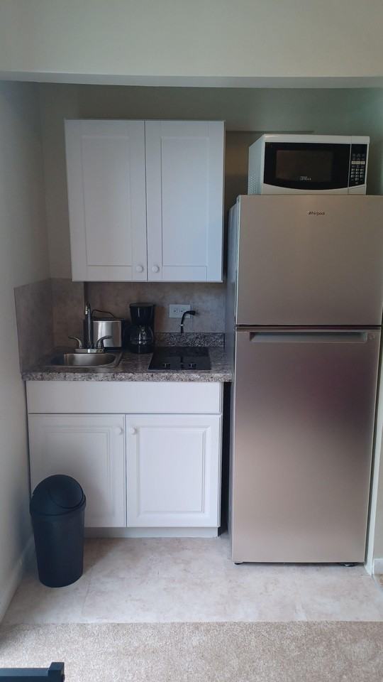 Nw 7th Ct - Photo 3 of 5