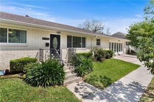 featured image of 6355 Fleur De Lis Dr