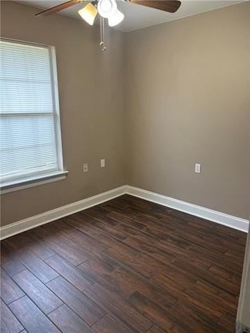 2721 Pakenham Dr - Photo 5 of 14