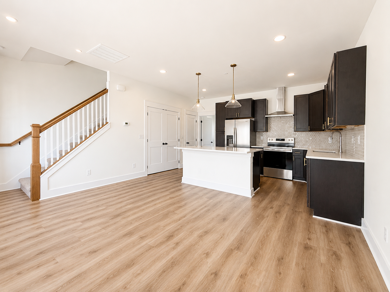 1381 Meridian St - Photo 6 of 29