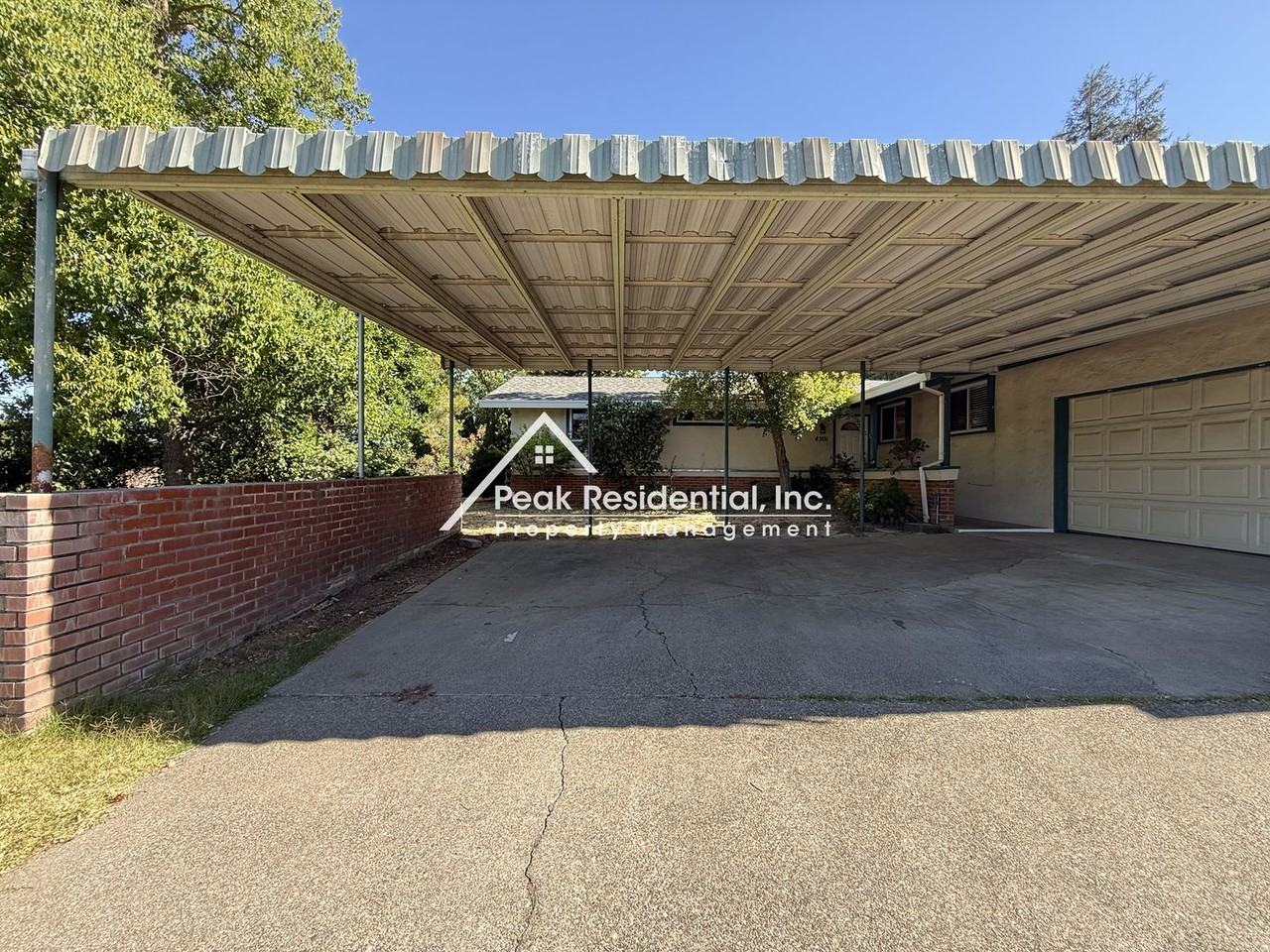 4301 Cottage Way - Photo 4 of 25